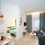 Everysky - Prusa 2a - Przyziemie Апартаменты