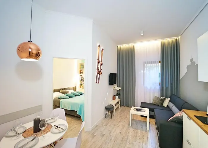 Everysky - Prusa 2a - Przyziemie Апартаменты